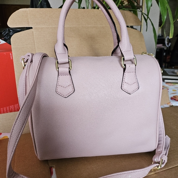 Juicy Couture Dusty Blush Handbag - Picture 3 of 4